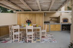 Villa | Dining - Holiday Home in Gerani (Platanias)