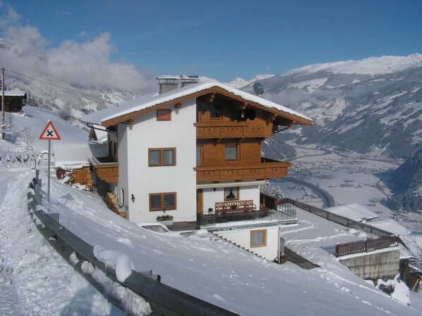 Apartment | Exterior - Apartment in Zillertal Near Horbergbahn (Hippach)