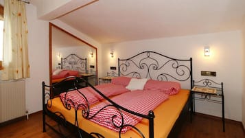 Apartment | 3 Schlafzimmer, individuell eingerichtet, Bettwäsche