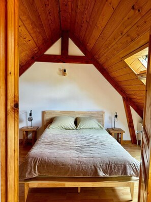 3 Schlafzimmer, Schreibtisch, kostenloses WLAN, Bettwäsche