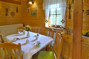 Dining - Holiday Home by the Lake, Private Garden, Oswino (Chociwel)
