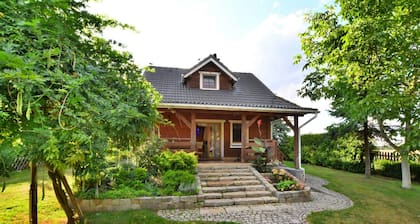 Holiday Home by the Lake, Private Garden, Oswino
