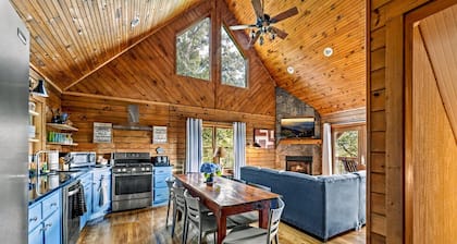 Scenic Views | Game Room, Hot Tub & Firepit