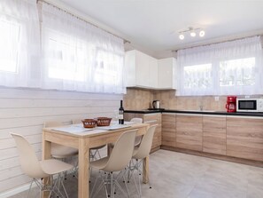 House | Private kitchen | Electric kettle, highchair - Cottage in Pobierowo Near Baltic Beach (Rewal)