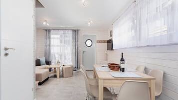 House | Dining