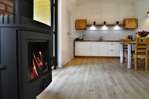 Hus | Privat køkken | Elkedel, højstol