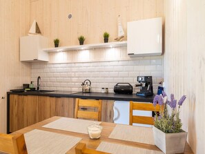 Dining - Comfortable Holiday Homes, Large Garden (Postomino)