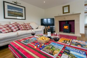 Ferienhaus | Wohnbereich | Kamin