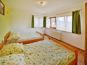 House | 2 bedrooms, individually furnished, bed sheets