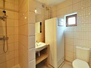 House | Bathroom