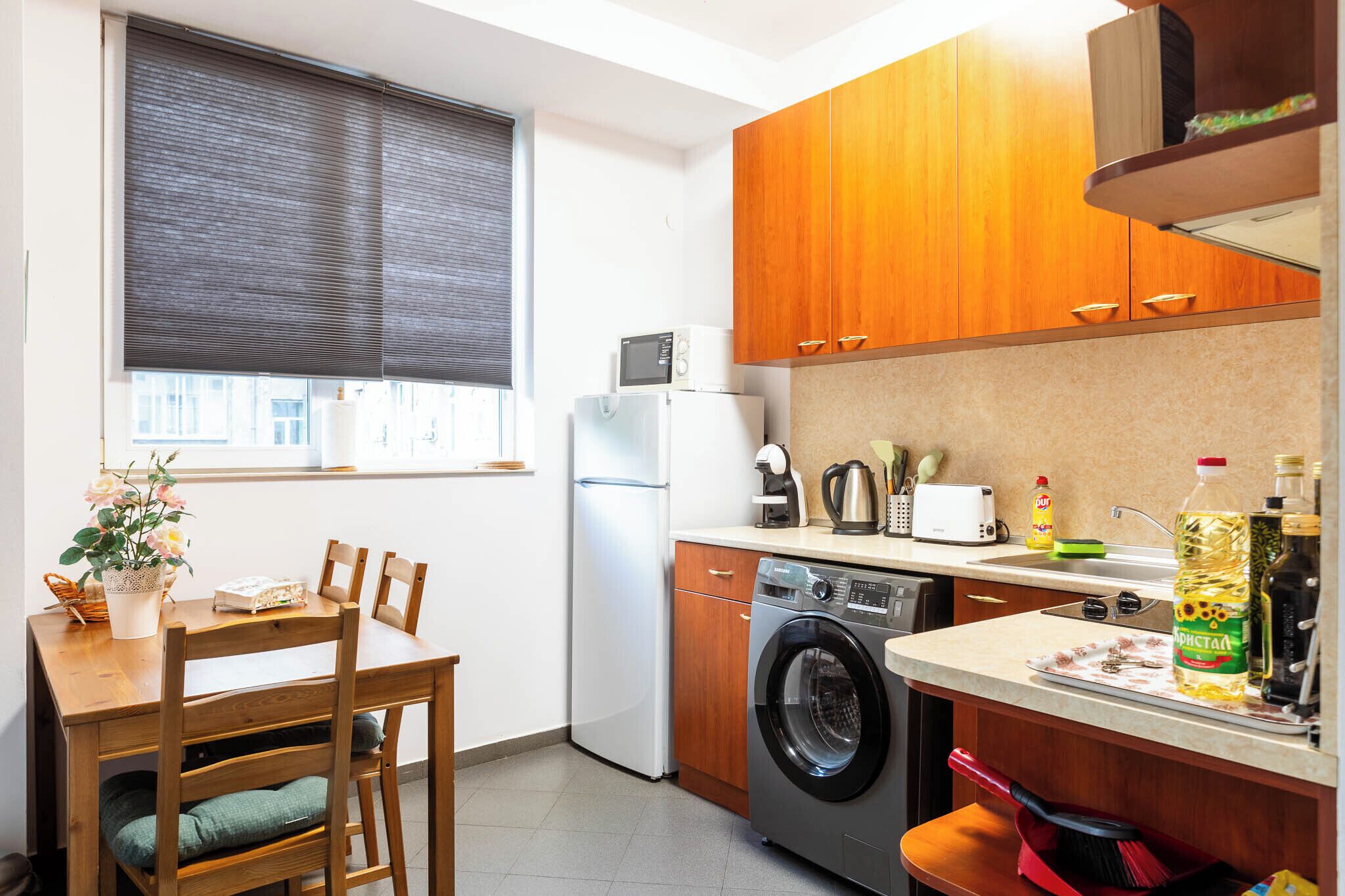 電子レンジ、オーブン、コンロ、コーヒー / ティーメーカー