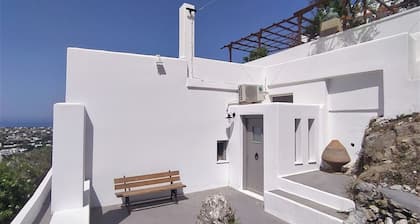 Skyros BnB, ANNA House in Brooke