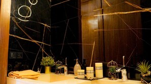Towels, soap, toilet paper - Chic villa with pool and 4 bedrooms and WiFi,  in a big Golf Resort (Marrakech)