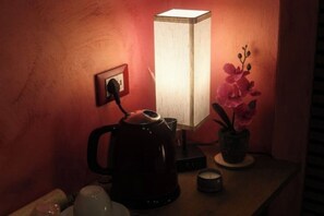 Coffee and/or coffee maker - Fire Room - double deluxe (Roma)