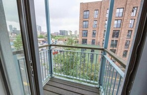 Apartment | Interior - City Chic Apartment in Manchester (Salford)