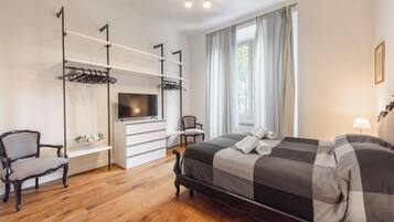 1 bedroom, iron/ironing board, free WiFi