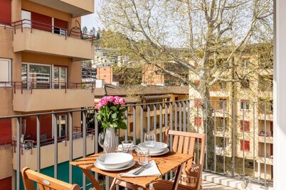 Exclusive brand-new apartment with free parking