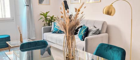 Luxury Suite | Living area