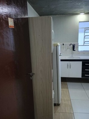 Handtücher, Seife, Shampoo, Toilettenpapier