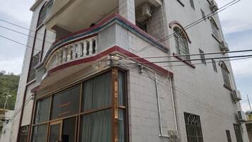 Ngoại thất