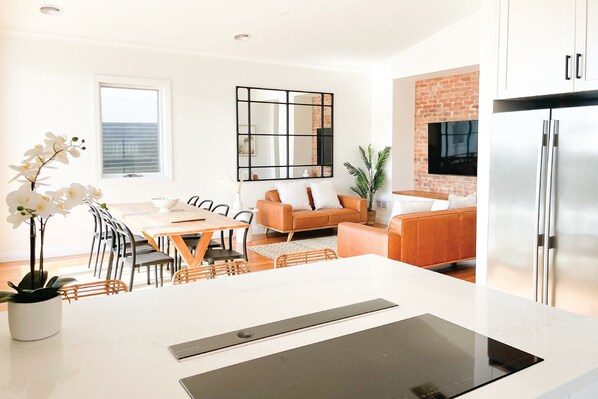 Interior - Welcome to your ideal Wagga Wagga getaway! (Wagga Wagga)