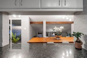 Dining - Llandudno Sixteen Sunsets (Cape Town)