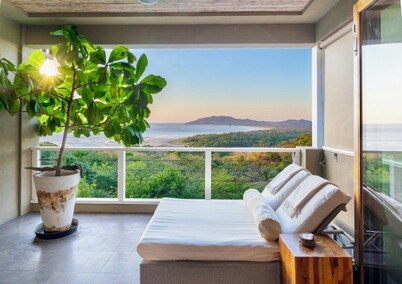 3 Bedroom Villa- Stunning Views of Playa Tamarindo/Grande. Easy walk to beach