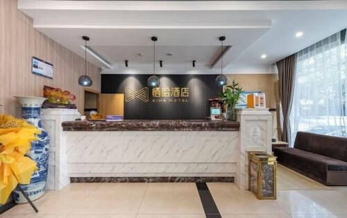 Qiha Hotel (Xiangshan North Gate Qingcao Alley)