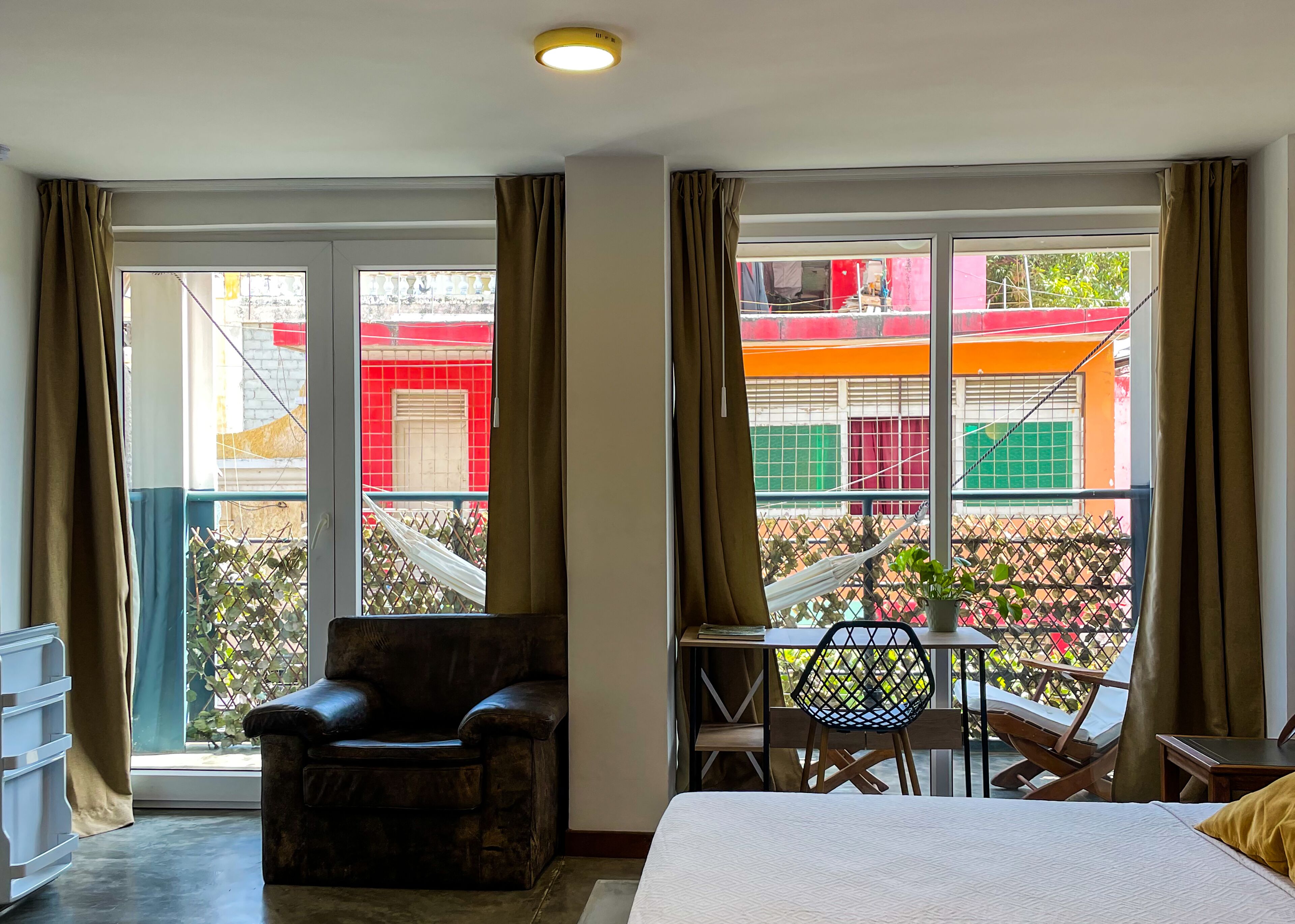 Junior Suite, Balcony | Hypo-allergenic bedding, laptop workspace, free WiFi, bed sheets