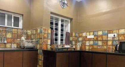 Ann's Cozy stay, Near Lulu Mall, Kochi