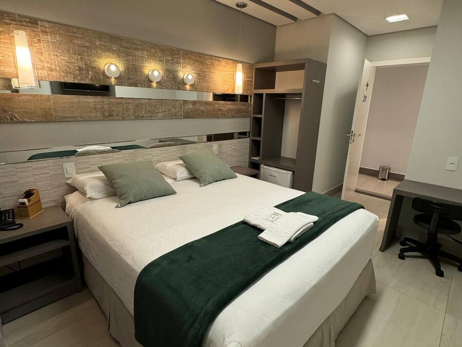 Deluxe Double Room, 1 Queen Bed | Desk, laptop workspace, free WiFi