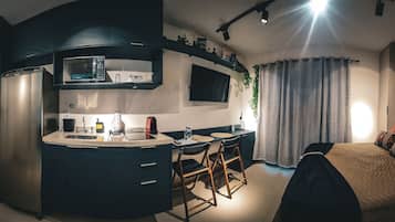 1 Schlafzimmer, Schreibtisch, Bügeleisen/Bügelbrett, WLAN
