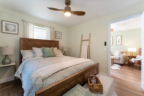 1 bedroom, desk, free WiFi, bed sheets