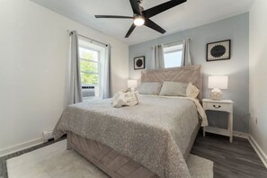 1 chambre, fer et planche à repasser, Wi-Fi gratuit, draps fournis