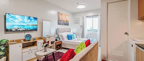 1 slaapkamer, een kluis op de kamer, een strijkplank/strijkijzer
