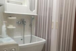 Shower, hair dryer, bidet, towels - Ancient Portal - Rosetta (Regalbuto)