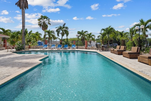 Parasasa Hotel Curacao