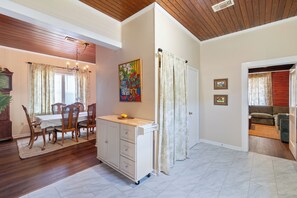 Interior - Historic Home Near Downtown Pensacola - Only 8.8 Miles To The Beach! (Pensacola)