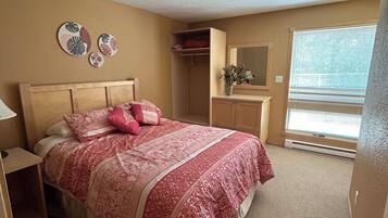 3 chambres, fer et planche à repasser, Wi-Fi, literie fournie