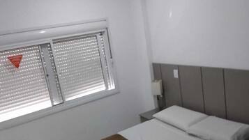 Quarto luxo, vista para a cidade | Wi-Fi de cortesia