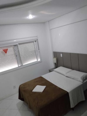 Deluxe kamer, uitzicht op de stad | Gratis wifi