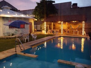Outdoor pool - Club Cadena (Acapulco)