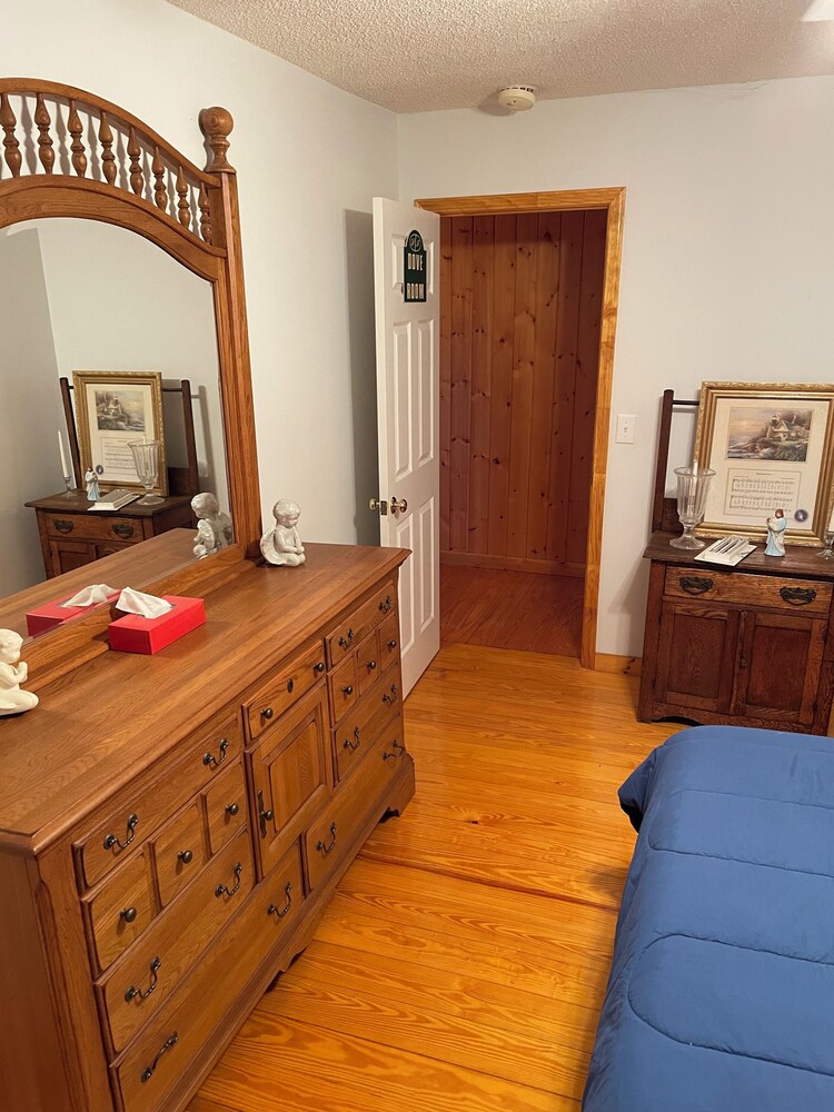 Charming 4bedroom lodge with WiFi, Cable Washington County Vrbo
