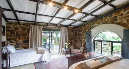Garden Villa Room 17