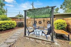 Terrace/patio - LSU Tiger Den - Close to LSU Campus (Baton Rouge)
