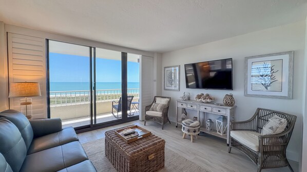 Smart TV - South Seas Tower 4-1906: Top Floor end unit; spectacular view! (Marco Island)