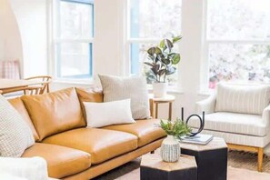 Télévision, espaces bureaux