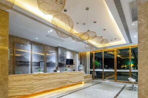 Lobby - Manhattan Hotel Guilin Liangjiang Sihu Arctic Plaza (Guilin)