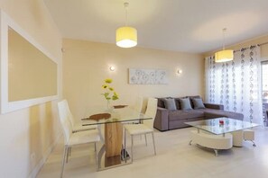 Living area - Serenity Apartment
 (Portimão)