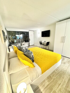1 quarto, roupa de cama